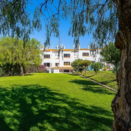 Apartment Yacintos
