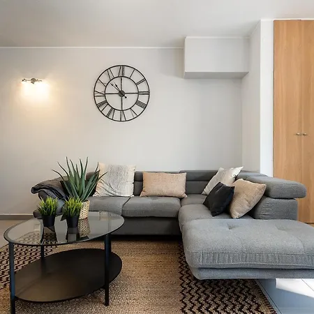 Apartment Yacintos