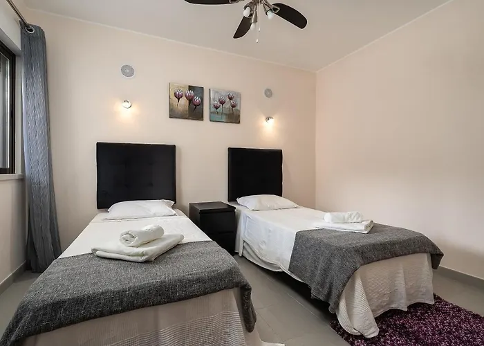 Yacintos * Albufeira